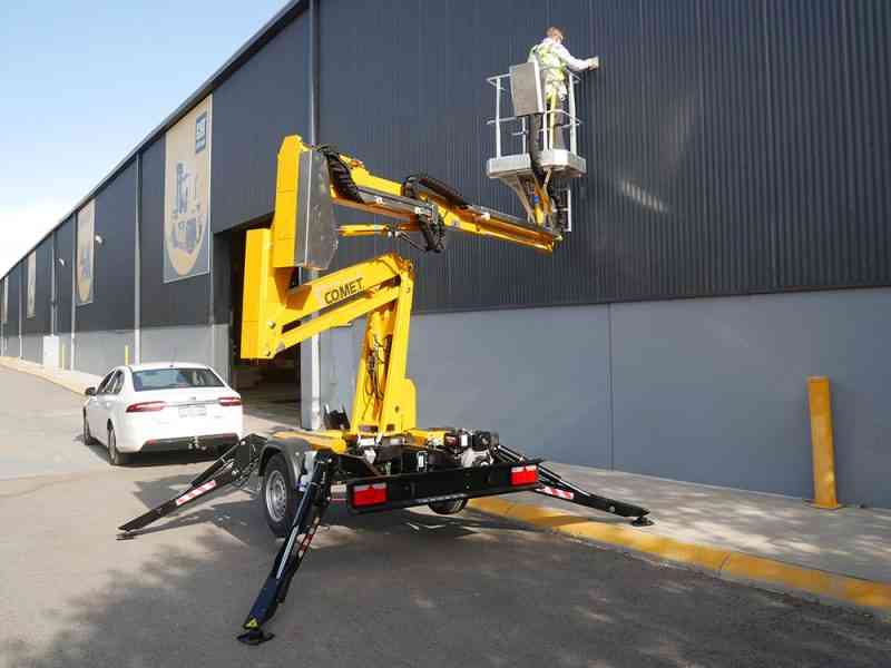 Compact Comet trailer mounted boom lift